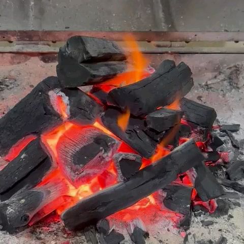 مصنع لإنتاج وصناعة الفحم النباتي والصناعي للتصدير جميع الدول والاسواق
