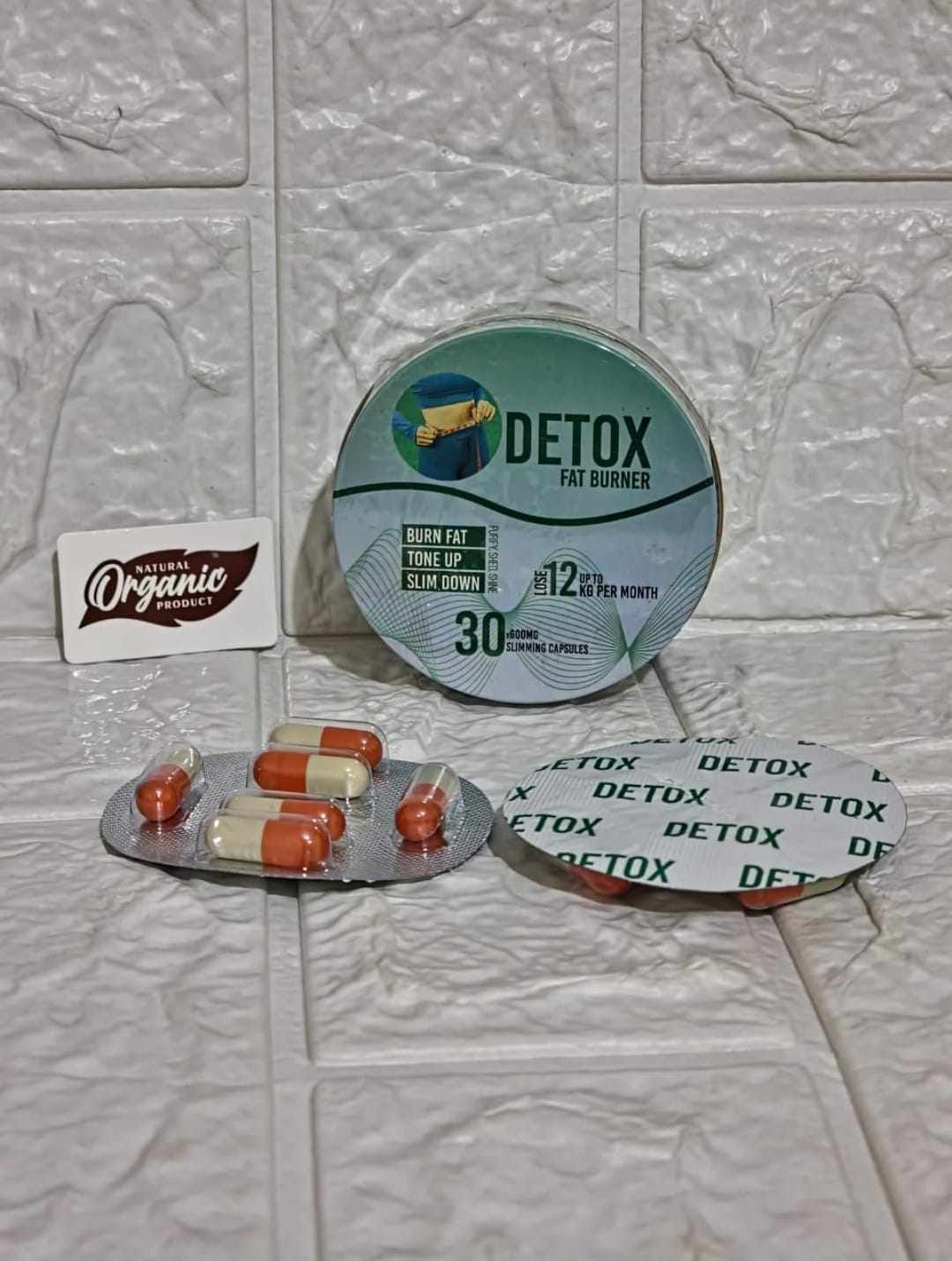 ديتوكس كبسولات للتخسيس DETOXلفقدان الشهيه وزياده معدل الحرق بأمان تام دون اللجوء لعمليات التخسيس 