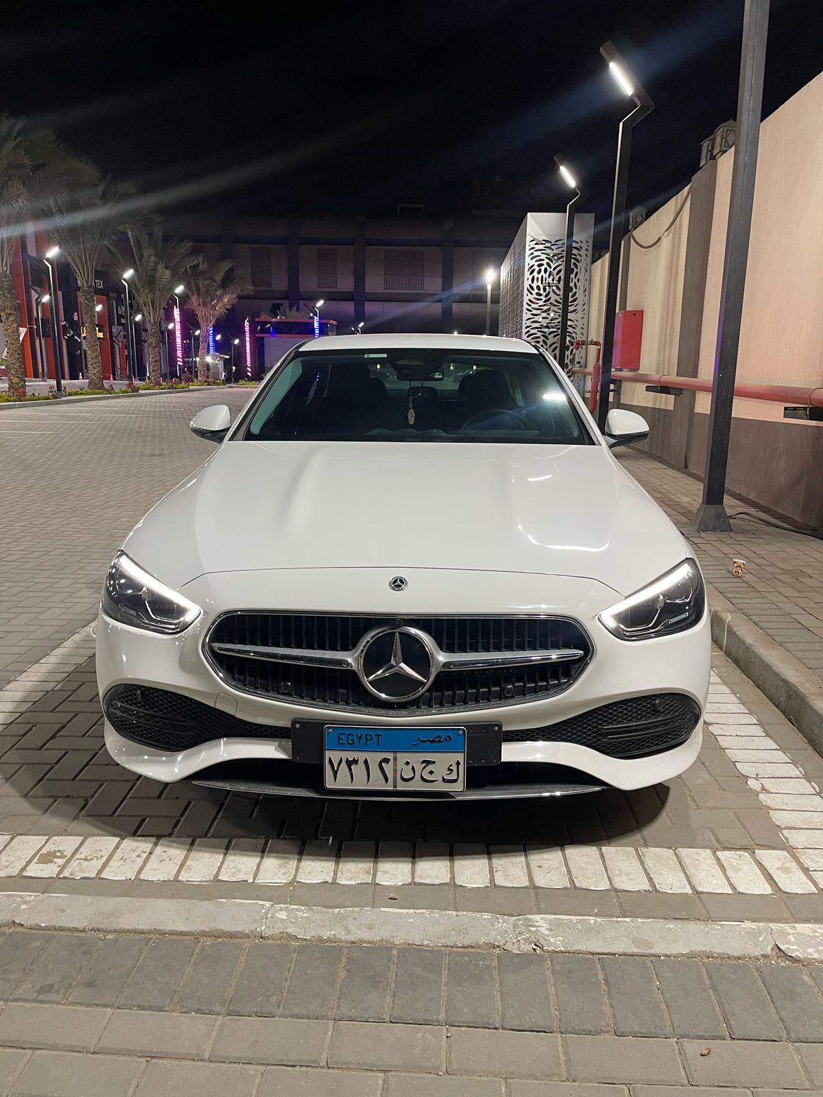 لماذا الدولي ليموزين هي الخيار الافضل لخدمة ليموزين للسفارات والبعثات الدبلوماسية و لزيارة المتحف ال