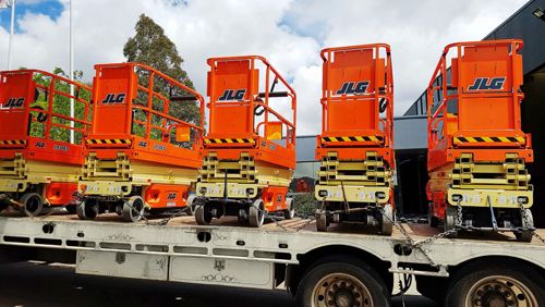 ابوعبدالله لتاجير الرافعات