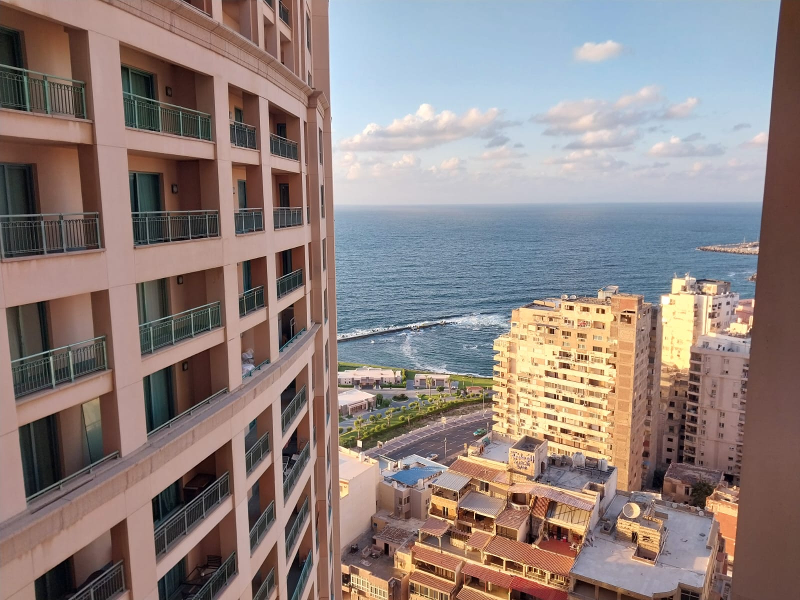 سكن مفروش فاخر بإطلالة بحر مباشرة في سان ستيفانو – الفورسيزون